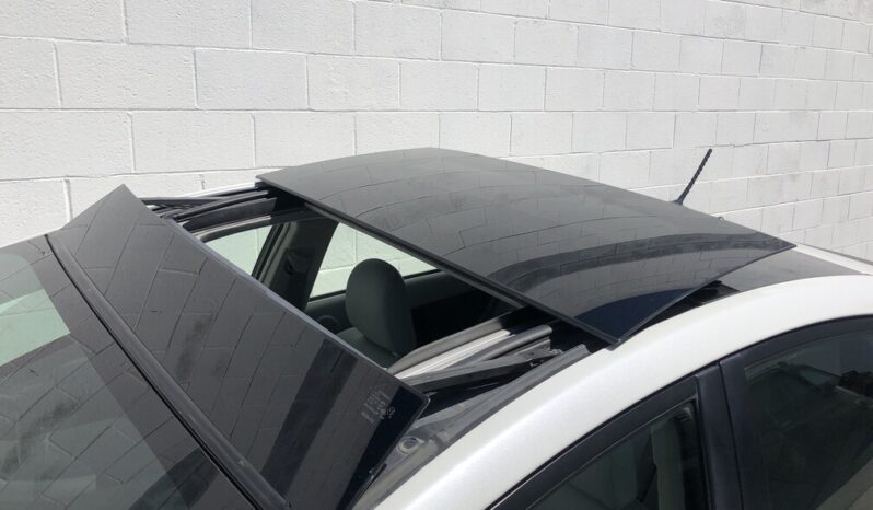 2010 Toyota Prius IV Solar Pkg full