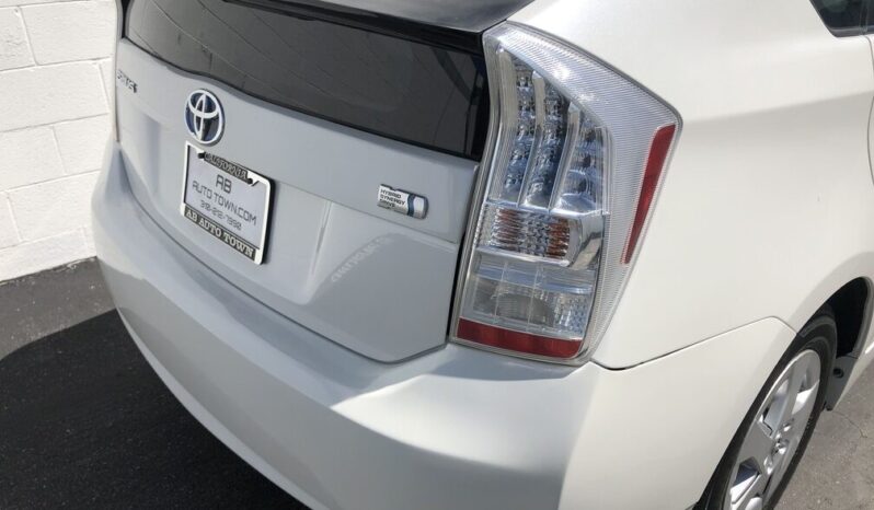 2010 Toyota Prius IV Solar Pkg full