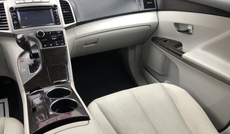 2013 Toyota Venza LE full