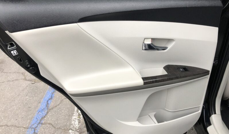 2013 Toyota Venza LE full