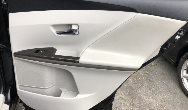 2013 Toyota Venza LE full