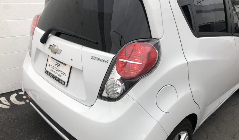 2014 Chevrolet Spark 1LT full