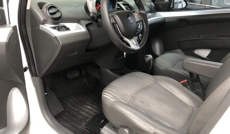 2014 Chevrolet Spark 1LT full
