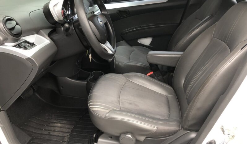 2014 Chevrolet Spark 1LT full