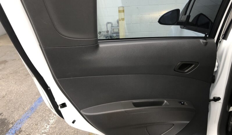 2014 Chevrolet Spark 1LT full