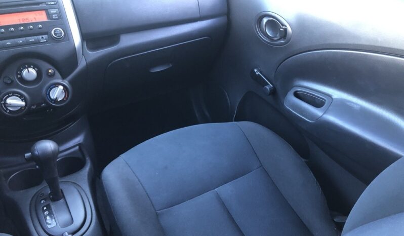 2014 Nissan Versa Note SV full