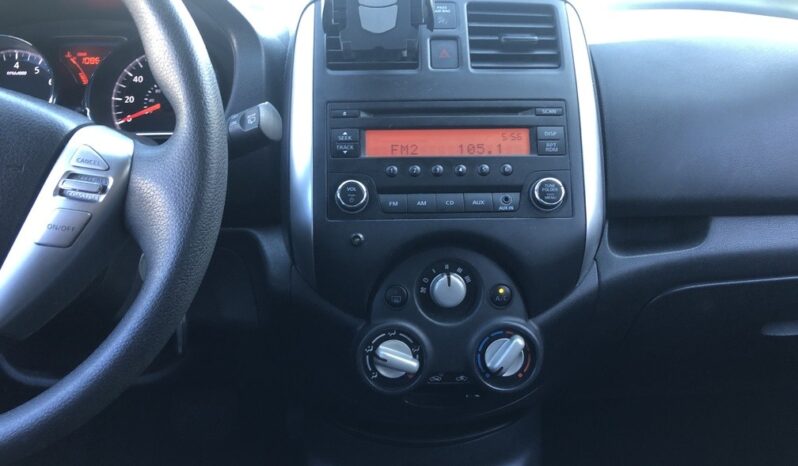 2014 Nissan Versa Note SV full