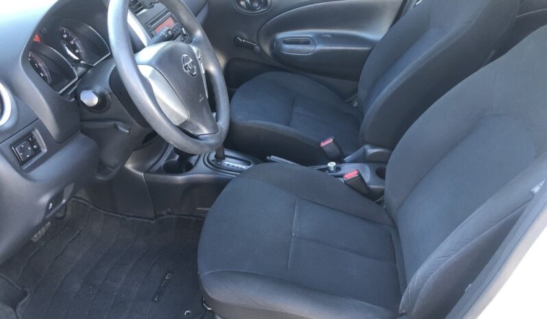 2014 Nissan Versa Note SV full
