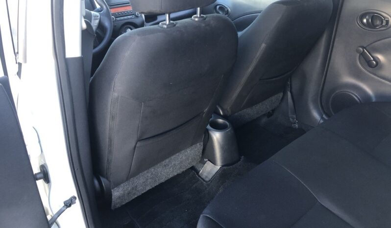 2014 Nissan Versa Note SV full