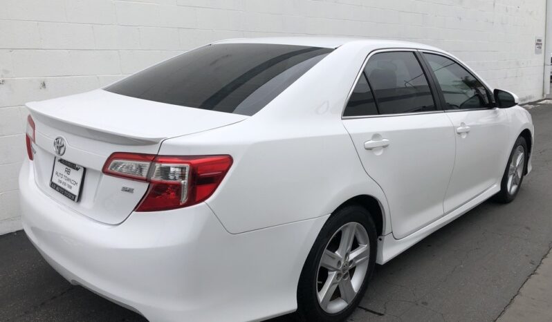 2014 Toyota Camry SE full