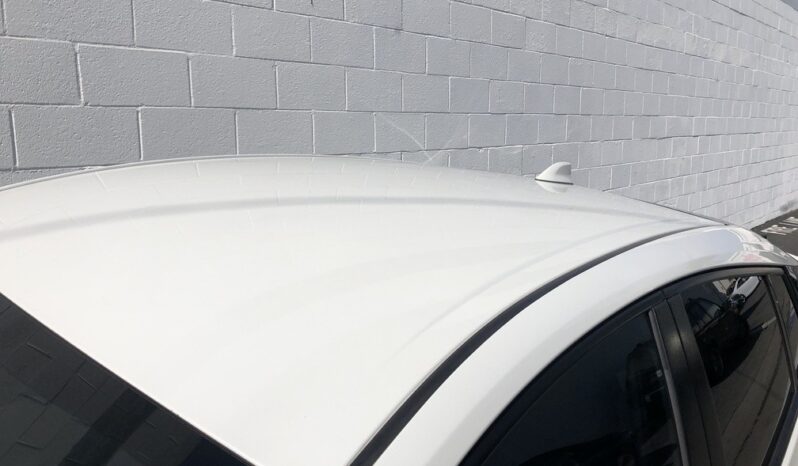 2016 Toyota Prius Four Touring full