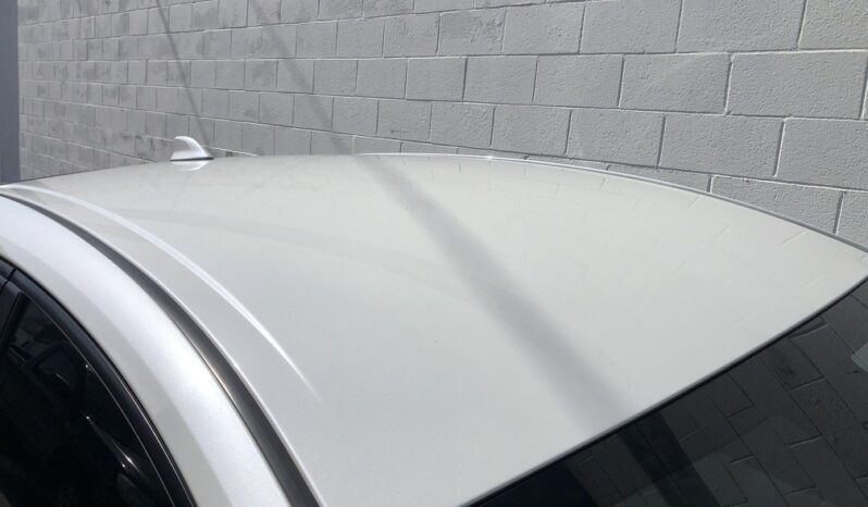 2016 Toyota Prius Four Touring full