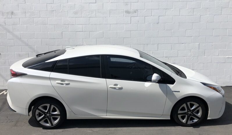 2016 Toyota Prius Four Touring full