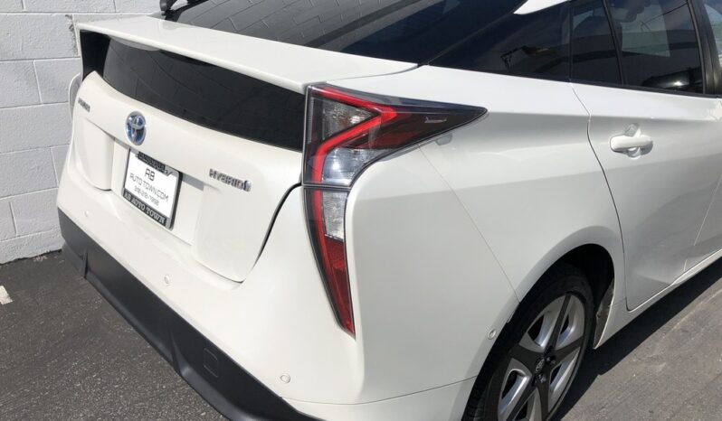 2016 Toyota Prius Four Touring full