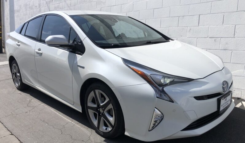 2016 Toyota Prius Four Touring full
