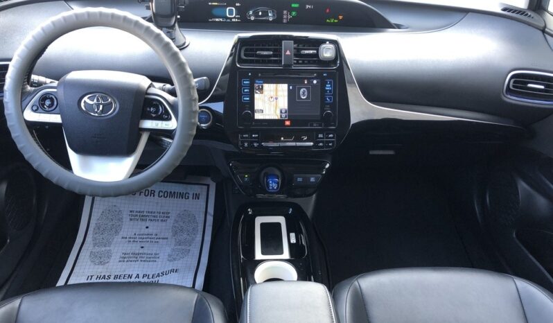 2016 Toyota Prius Four Touring full