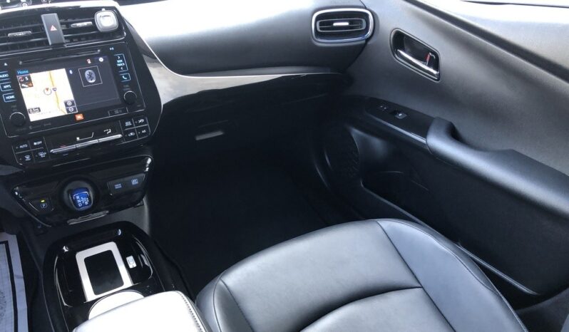 2016 Toyota Prius Four Touring full