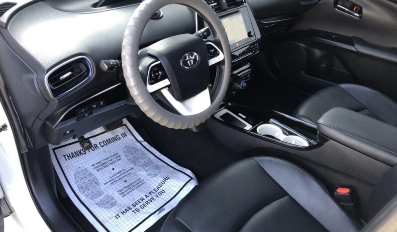 2016 Toyota Prius Four Touring full