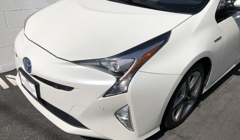 2016 Toyota Prius Four Touring full