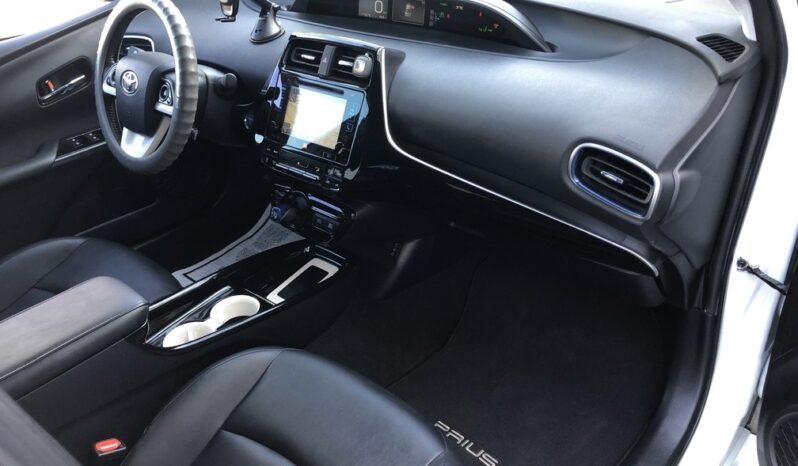 2016 Toyota Prius Four Touring full