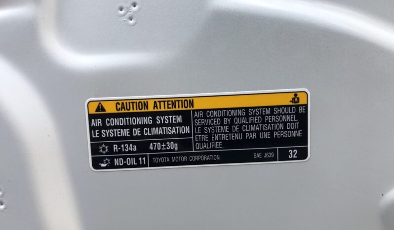 2016 Toyota Prius Four Touring full