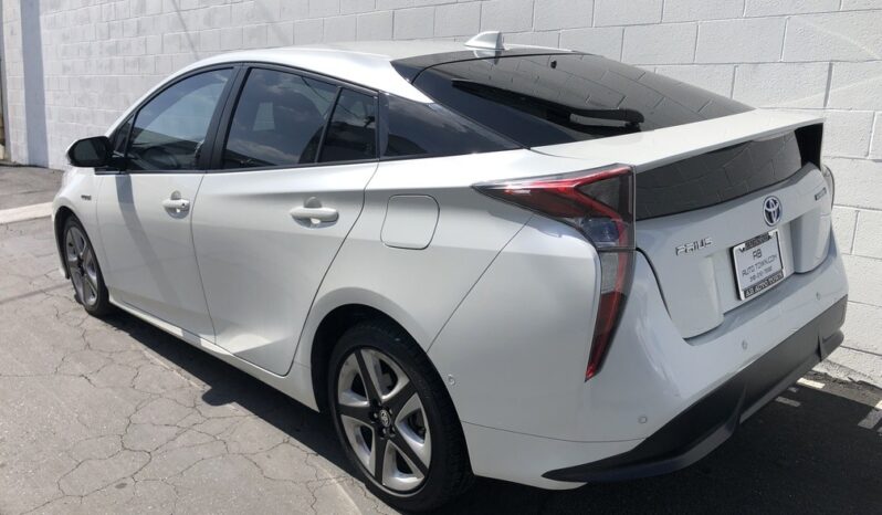2016 Toyota Prius Four Touring full