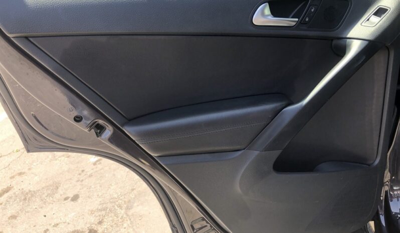 2016 Volkswagen Tiguan S full