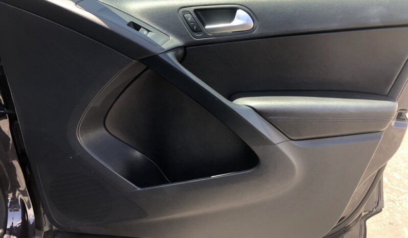 2016 Volkswagen Tiguan S full