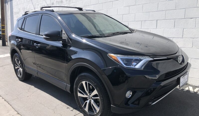 2018 Toyota RAV4 XLE full