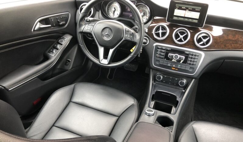 2014 Mercedes-Benz CLA-Class CLA250 full