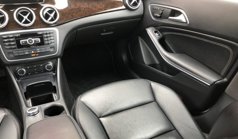 2014 Mercedes-Benz CLA-Class CLA250 full