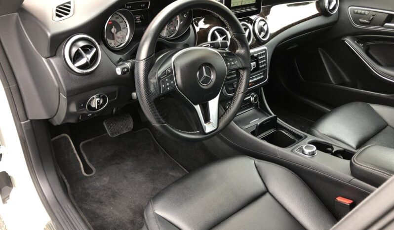 2014 Mercedes-Benz CLA-Class CLA250 full