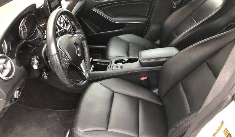 2014 Mercedes-Benz CLA-Class CLA250 full