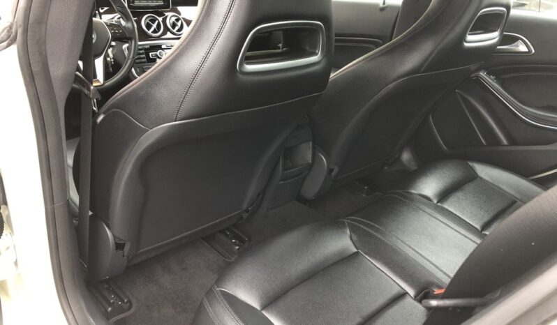 2014 Mercedes-Benz CLA-Class CLA250 full