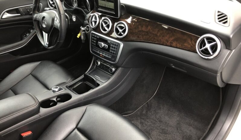 2014 Mercedes-Benz CLA-Class CLA250 full
