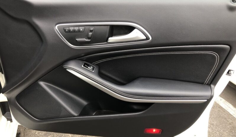 2014 Mercedes-Benz CLA-Class CLA250 full