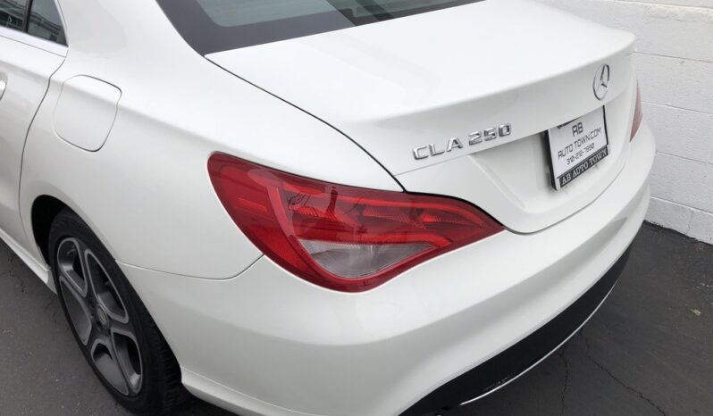 2014 Mercedes-Benz CLA-Class CLA250 full