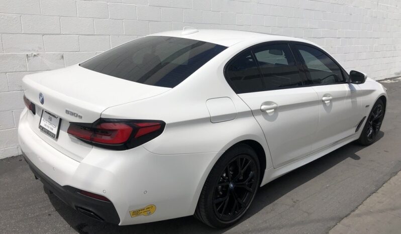 2022 BMW 5-Series 530e full