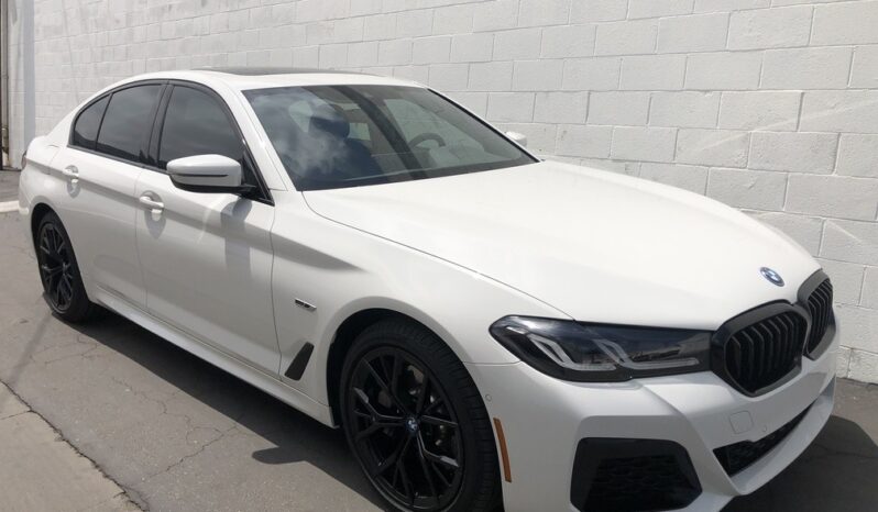2022 BMW 5-Series 530e full