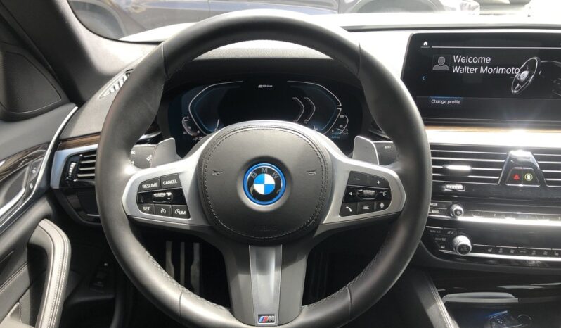 2022 BMW 5-Series 530e full
