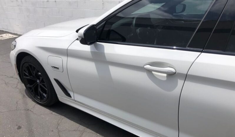 2022 BMW 5-Series 530e full