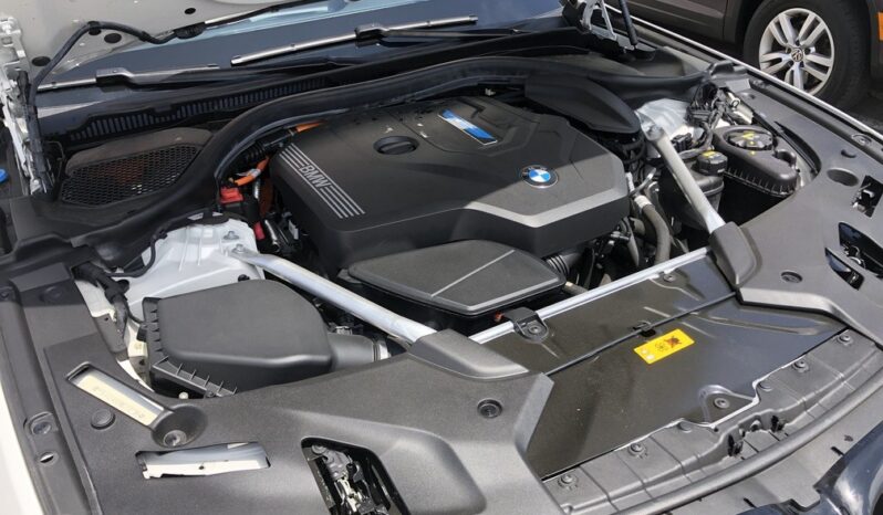 2022 BMW 5-Series 530e full