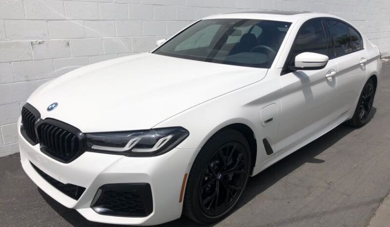 2022 BMW 5-Series 530e full