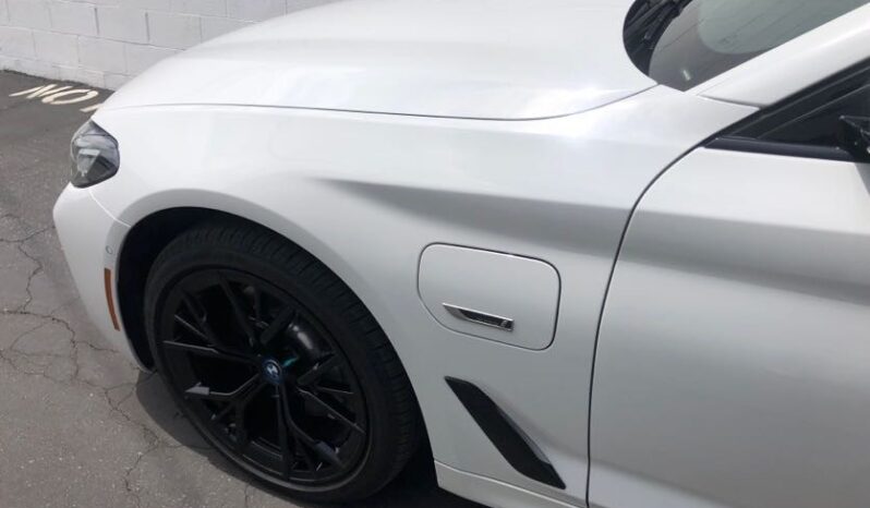 2022 BMW 5-Series 530e full