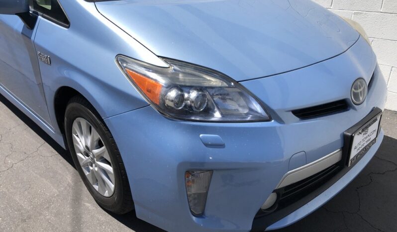 2012 Toyota Prius Plug-in Hybrid Advanced full