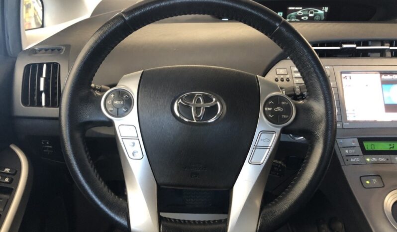 2012 Toyota Prius Plug-in Hybrid Advanced full