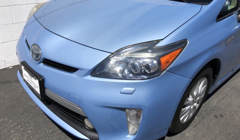 2012 Toyota Prius Plug-in Hybrid Advanced full