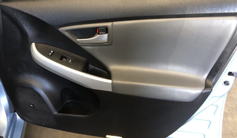 2012 Toyota Prius Plug-in Hybrid Advanced full