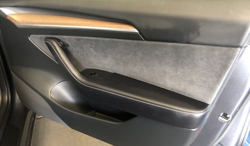 2023 Tesla Model 3 Base full