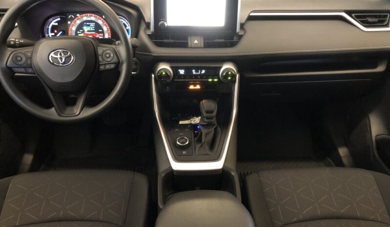 2025 Toyota RAV4 XLE full